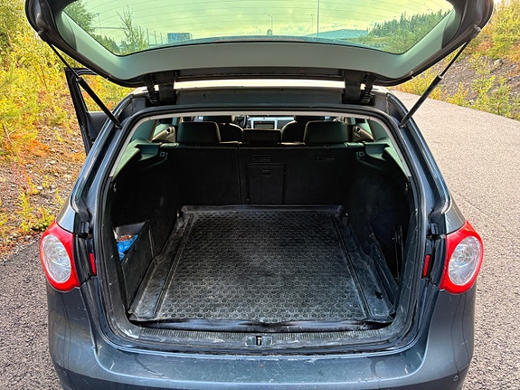 Volkswagen Passat 5 of 5