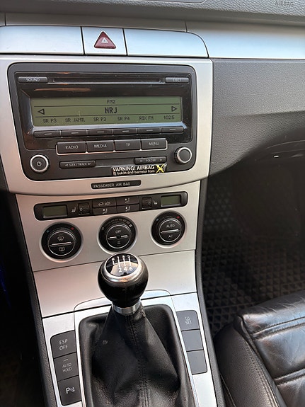 Volkswagen Passat 4 of 5