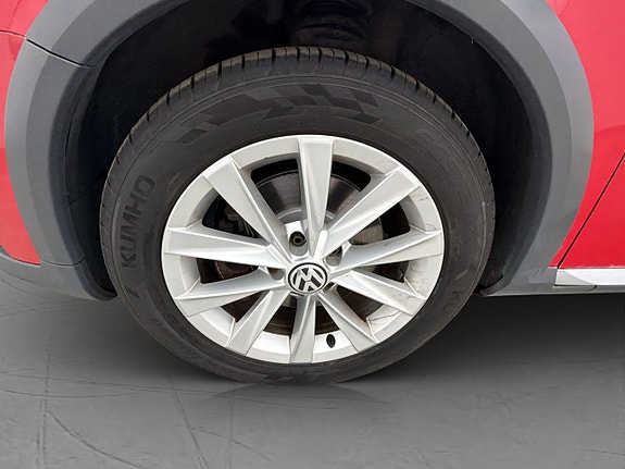 Volkswagen Passat Alltrack 29 of 30