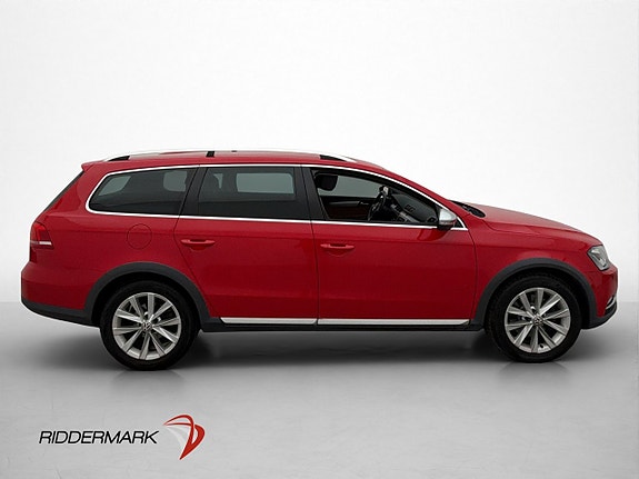 Volkswagen Passat Alltrack 9 of 30