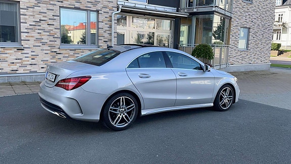 Mercedes-Benz CLA200 3 of 7