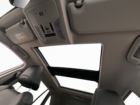 Toyota RAV4 18 of 30