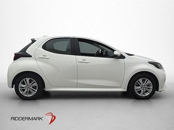 Toyota Yaris 9 of 28