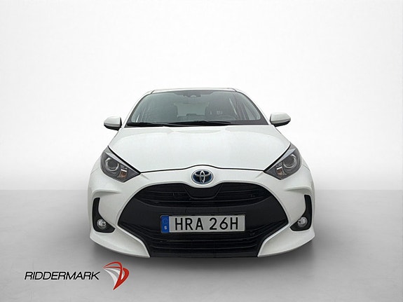 Toyota Yaris 2 of 28