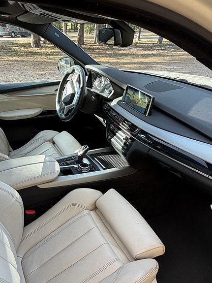 BMW X5 5 of 12