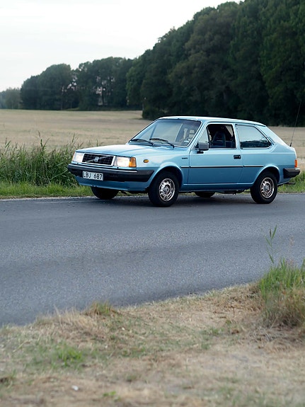 Volvo 340 4 of 7