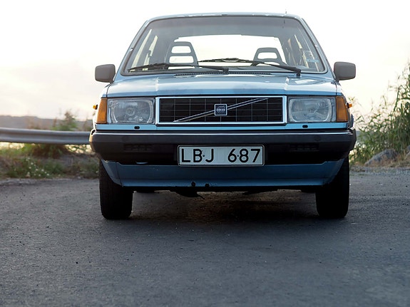 Volvo 340 3 of 7