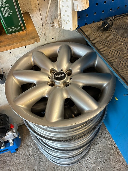 MINI Cooper S 9 of 10