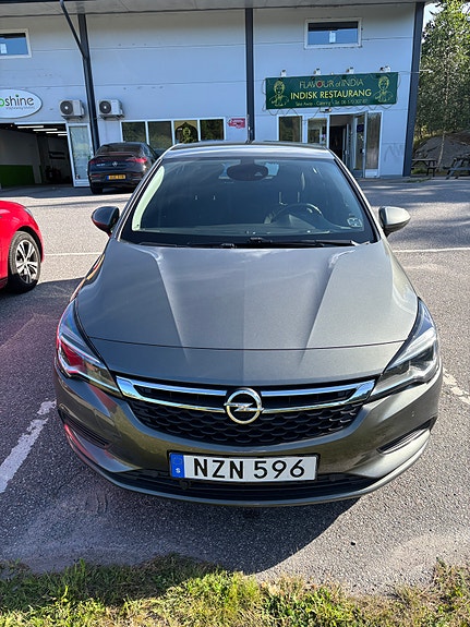 Opel Astra 2 of 14