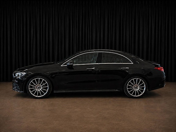 Mercedes-Benz CLA200 4 of 21