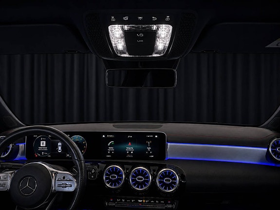 Mercedes-Benz CLA200 17 of 21