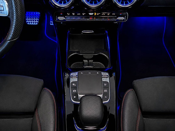 Mercedes-Benz CLA200 10 of 21