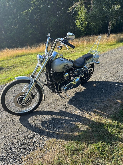 Harley-Davidson Wide glide 2 of 3