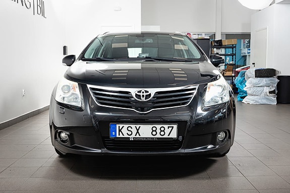 Toyota Avensis 5 of 27