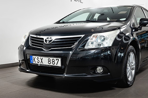 Toyota Avensis 5 of 27