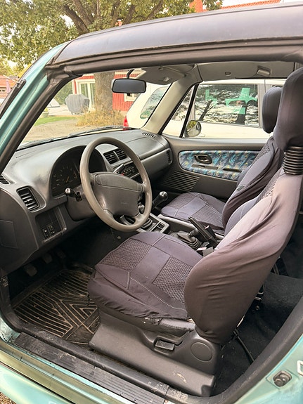 Suzuki X-90 5 of 8