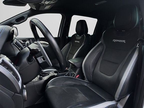 Ford Ranger Raptor 10 of 25