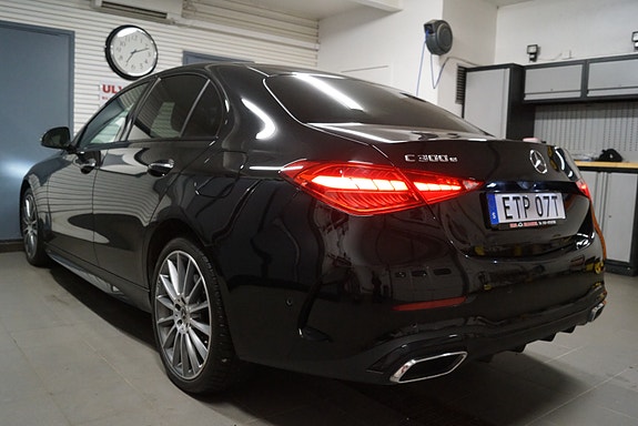 Mercedes-Benz C300 e 14 of 14