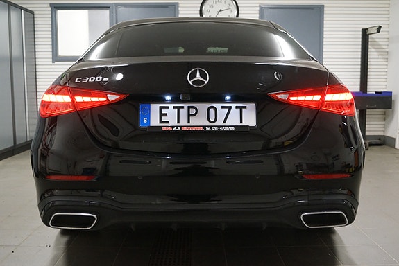 Mercedes-Benz C300 e 11 of 14