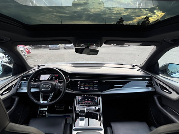 Audi SQ8 6 of 24