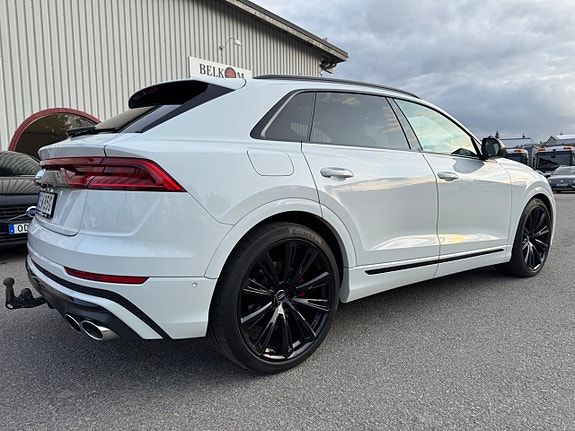 Audi SQ8 5 of 24