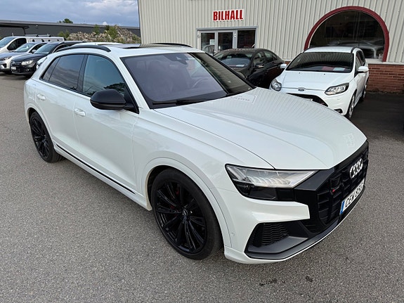 Audi SQ8 21 of 24