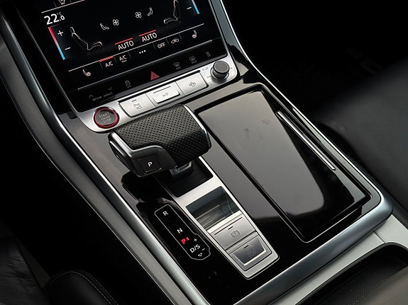 Audi SQ8 11 of 24
