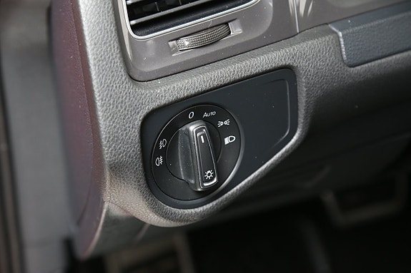 Volkswagen Golf Alltrack 13 of 25