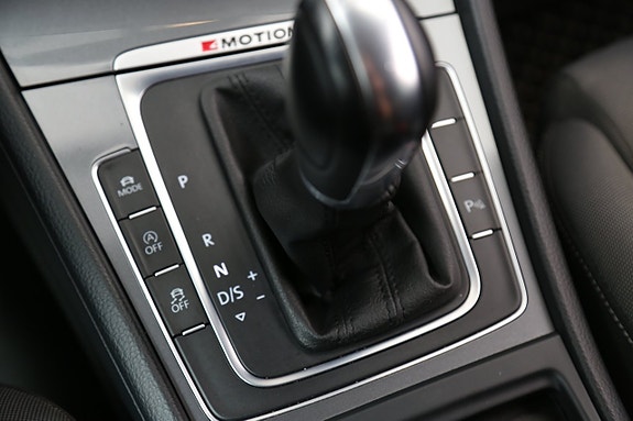 Volkswagen Golf Alltrack 23 of 25