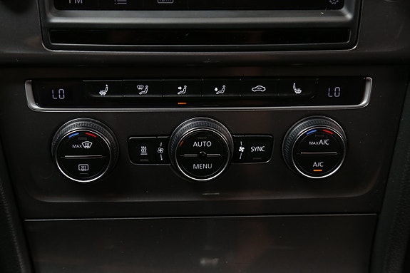 Volkswagen Golf Alltrack 22 of 25