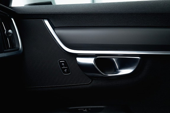 Volvo V90 19 of 27