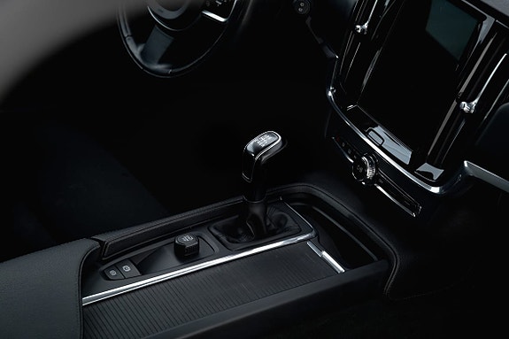 Volvo V90 23 of 27