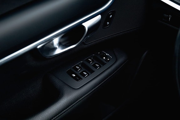Volvo V90 17 of 27