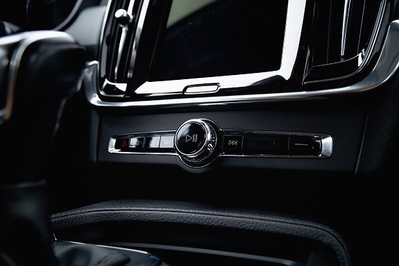 Volvo V90 14 of 27