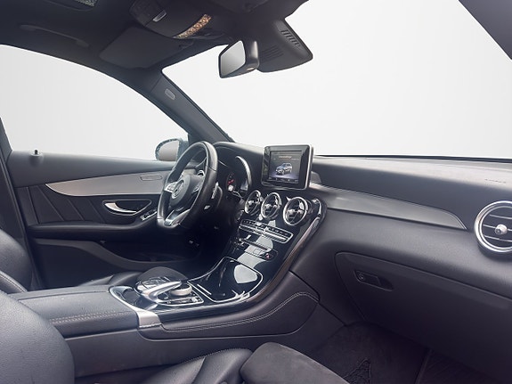 Mercedes-Benz GLC220 d 16 of 17