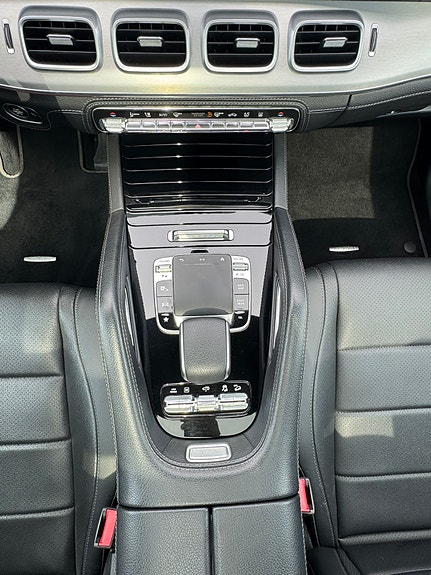 Mercedes-Benz GLE400 d 8 of 9
