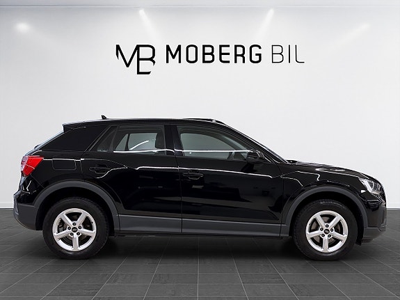Audi Q2 4 of 13