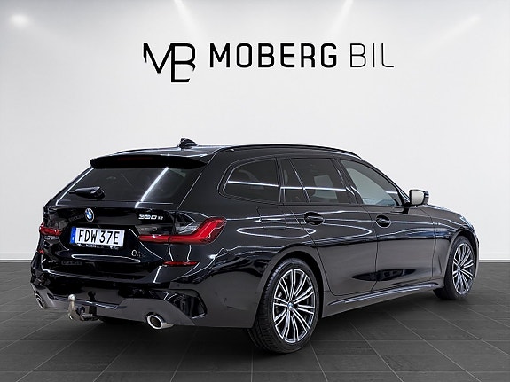 BMW 330e 5 of 20