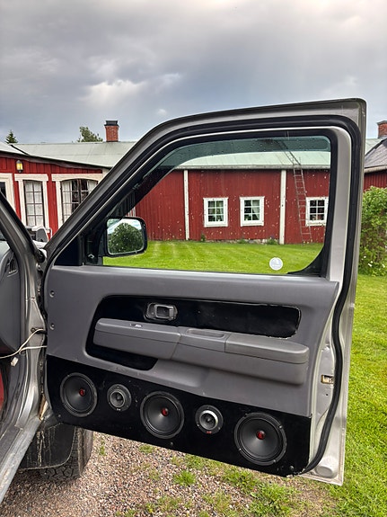 Nissan Navara 7 of 9