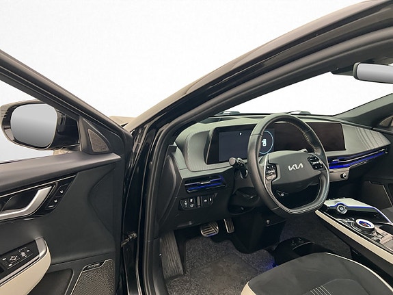 Kia EV6 13 of 30