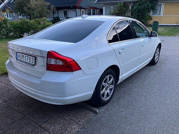 Volvo S80 5 of 11