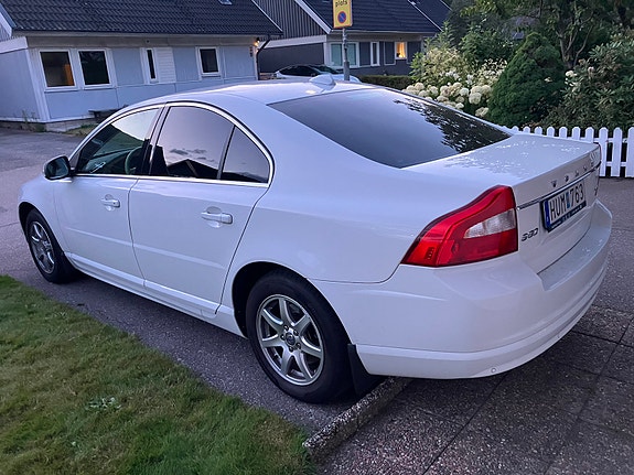 Volvo S80 6 of 11