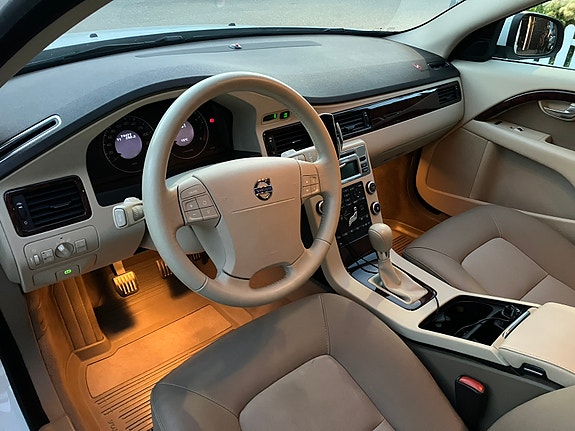 Volvo S80 9 of 11