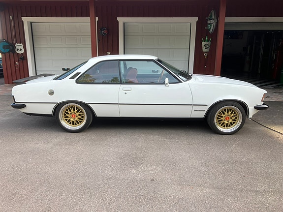 Opel Commodore 4 of 15