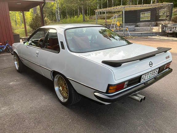 Opel Commodore 5 of 15