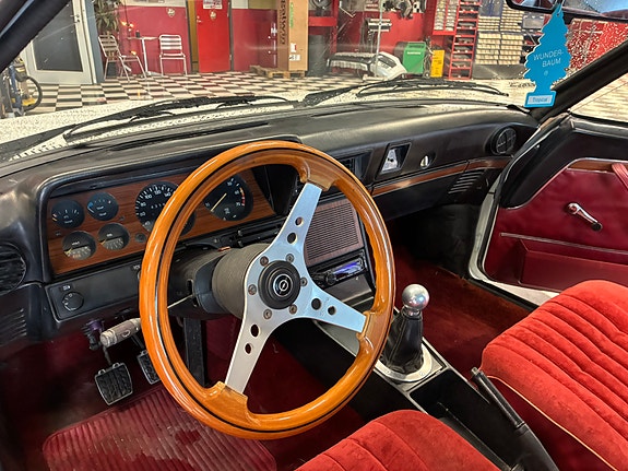 Opel Commodore 9 of 15