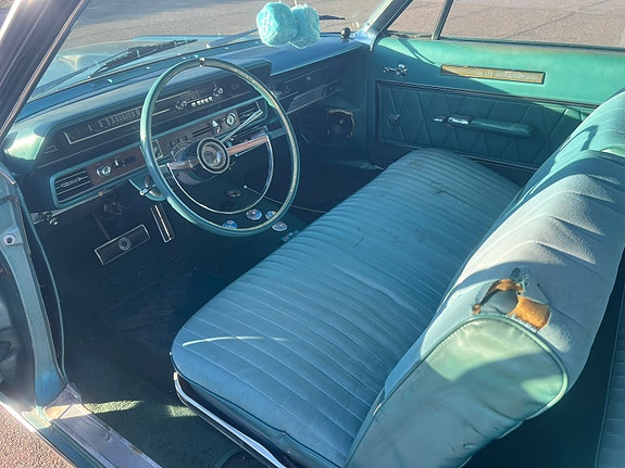 Ford Galaxie 6 of 9