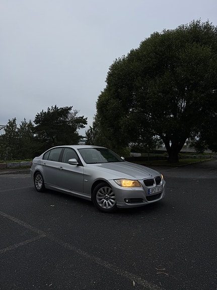 BMW 316i 5 of 5