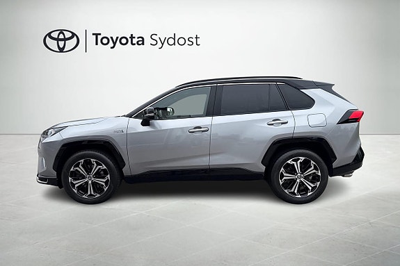 Toyota RAV4 4 of 20