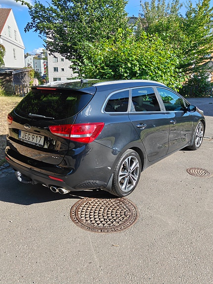 Kia Ceed 3 of 12